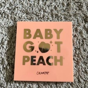 Colourpop baby got peach eyeshadow palette
